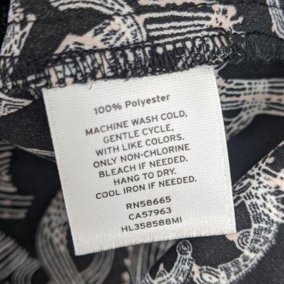 Trouve black graphic printed tied cold shoulder long sleeve blouse small MSRP 69 - Picture 9 of 12